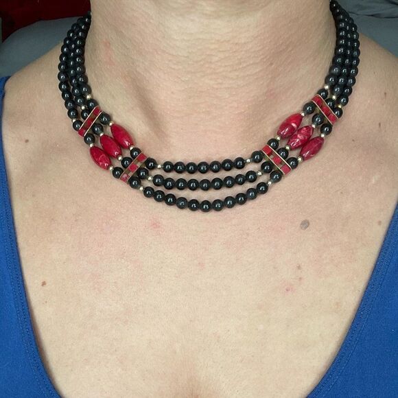 Vintage 3 strand necklace in choker length, real agate and onyx with gold, EUC - Picture 1 of 16